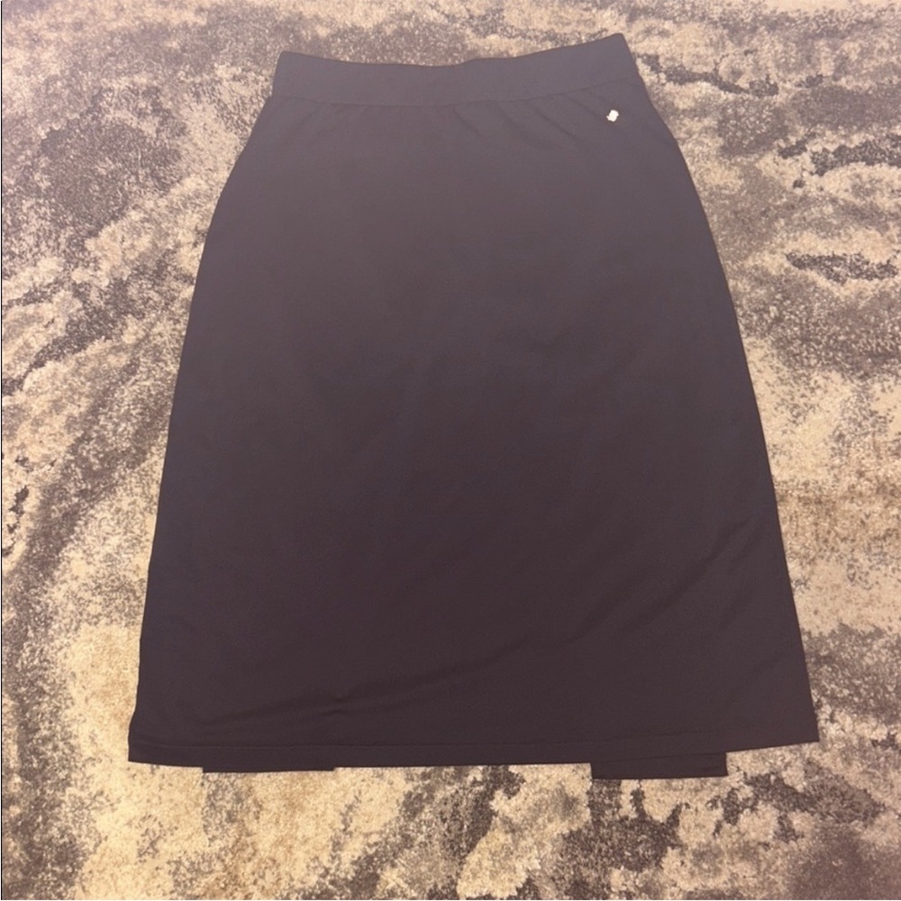 Elegant Navy Midi Skirt - Picture 3 of 5